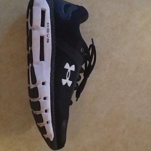 Under Armour HOVR Infinite Running Shoes